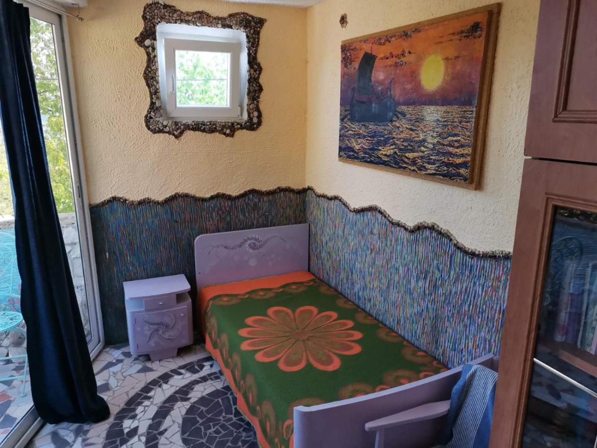Apartman Sirena Pićan Exteriör bild