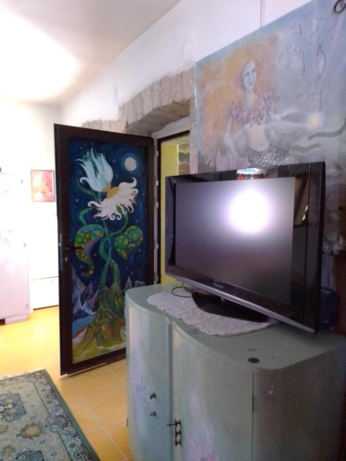 Apartman Sirena Pićan Exteriör bild