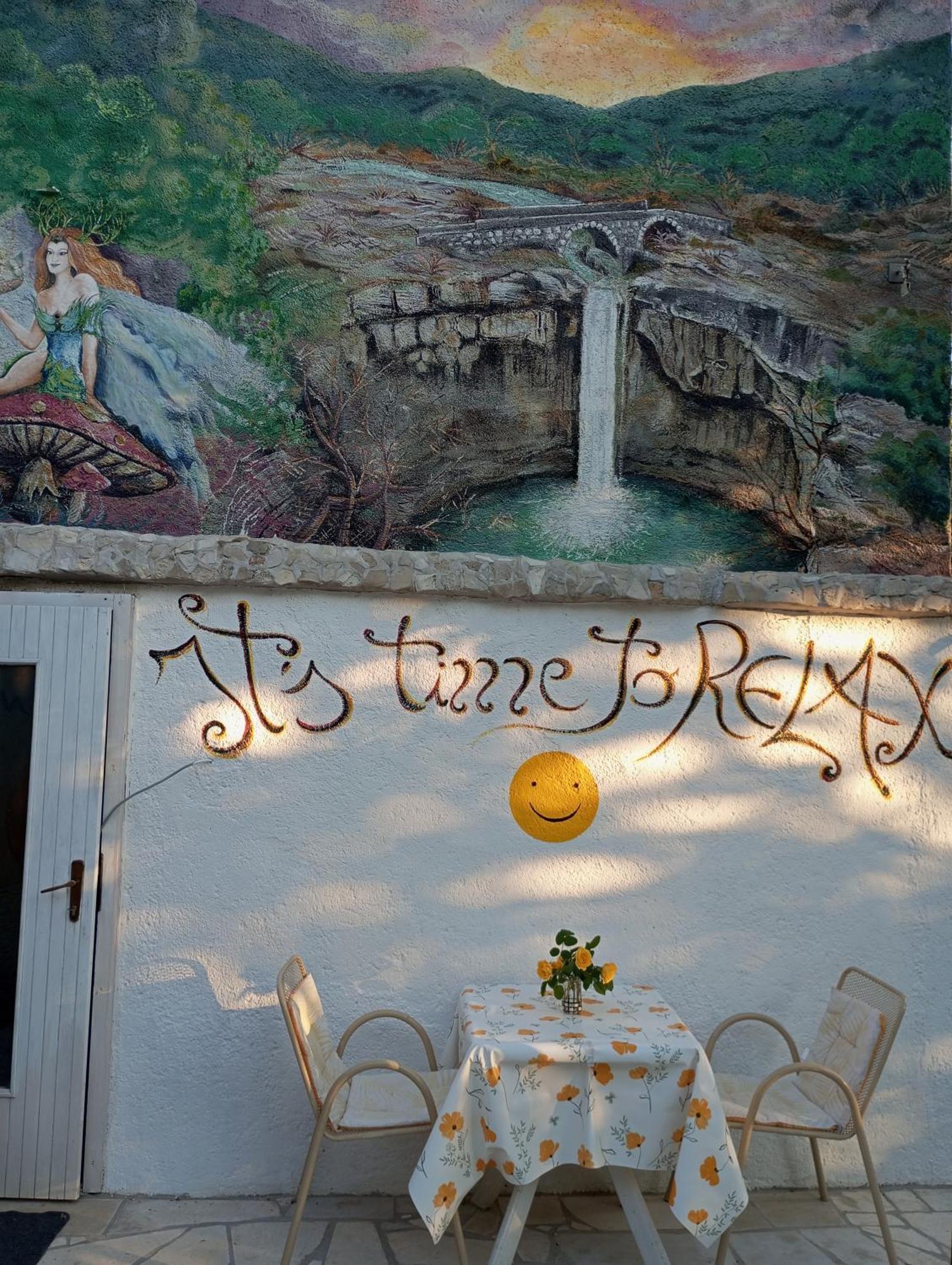 Apartman Sirena Pićan Exteriör bild
