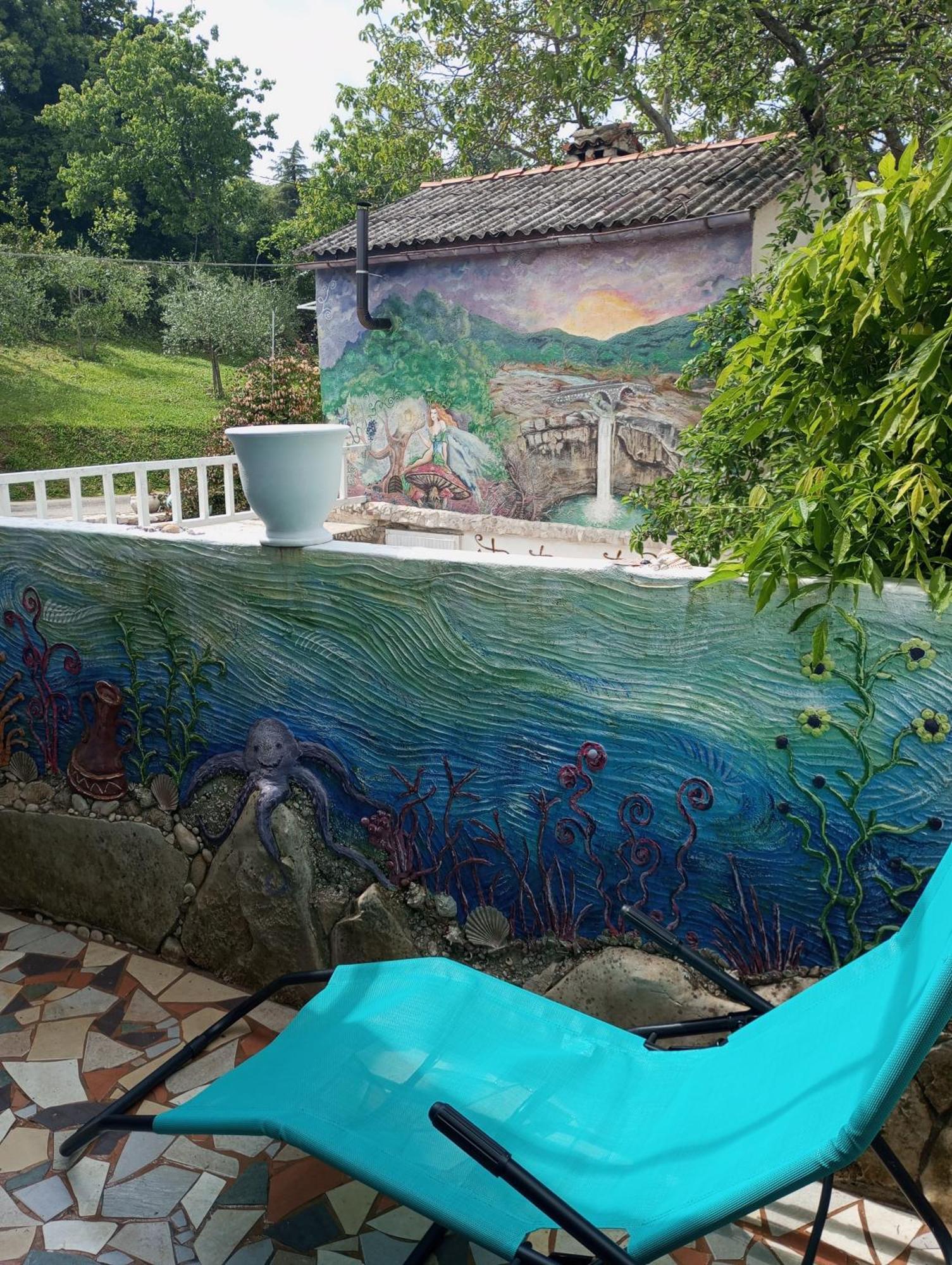 Apartman Sirena Pićan Exteriör bild